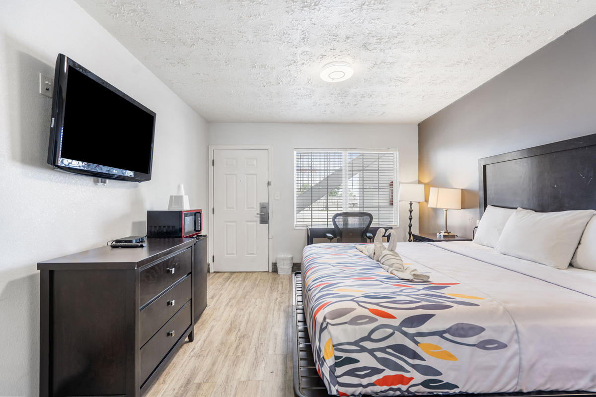 King Bed